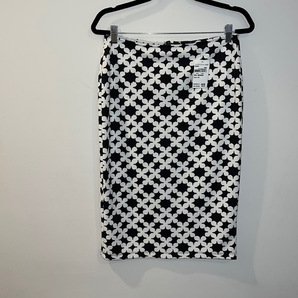 (M) Pencil Skirt NWT